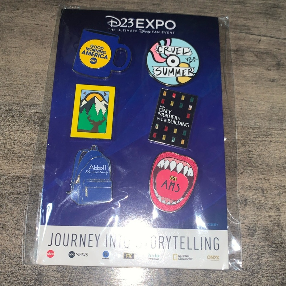 NWT D23 EXPO 2022 JOURNEY INTO STORYTELLING PIN SET